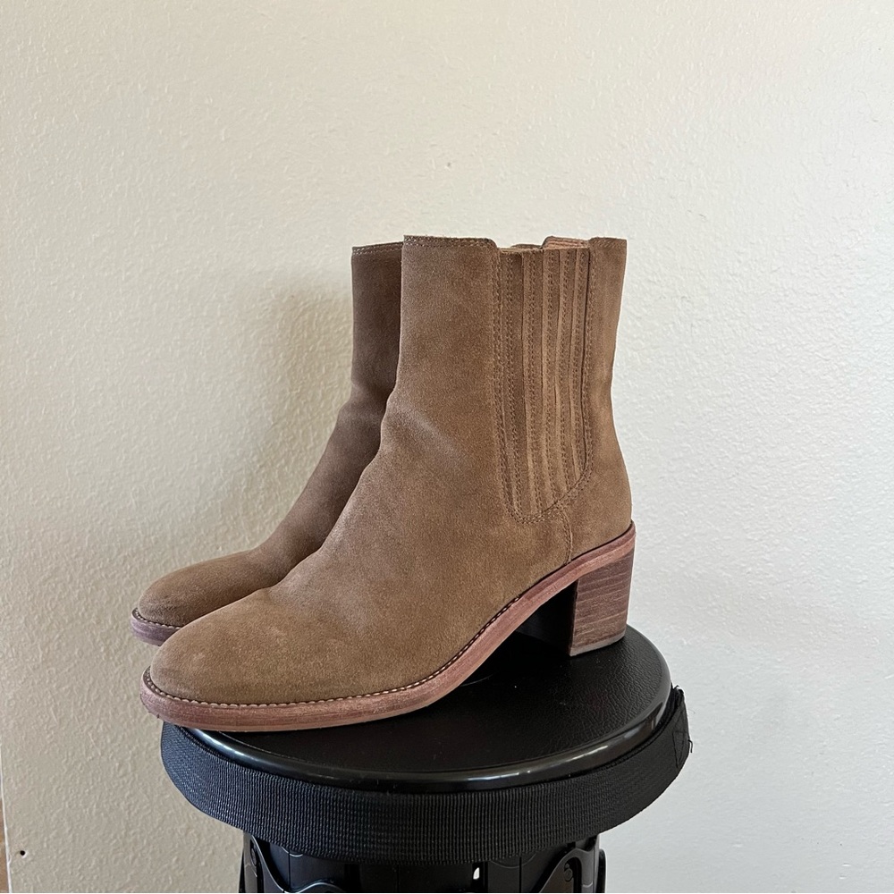 Madewell Autumn High Chelsea Boot